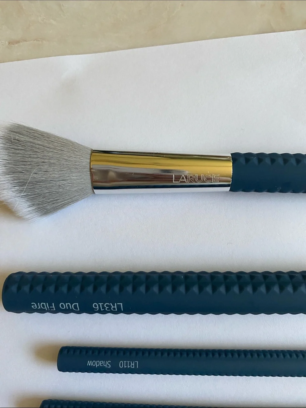 Laruce Premium Navy Blue Face & Eye Makeup Brush Set by laruce new without tags